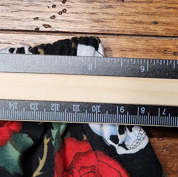 Conscious Children Punk Skirt – Skulls & Roses, Made in USA - Size 12-18 Month - Picture 5 of 7